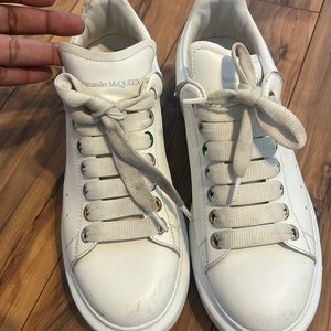 Hello I am selling my daughter used Alexander McQueen she wore them 4 times.